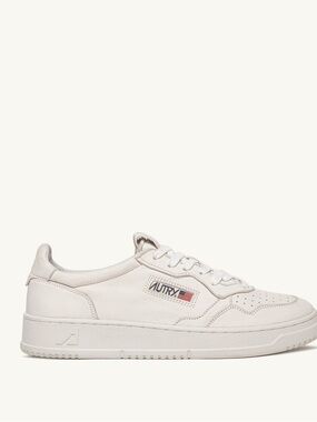 Autry
Men's Medalist Low Top Sneakers . Color: GOAT WHITE. Size: 10